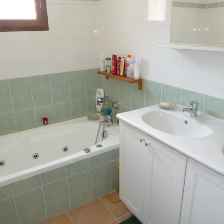 De Standing 4 Personnes, Pied Des Pistes, Parking *